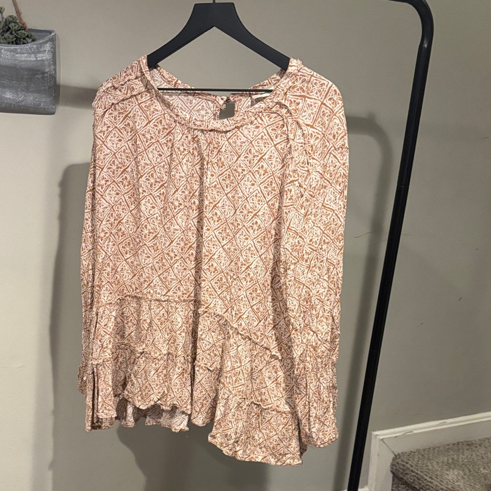 Altar'd State Peach Geo-Print Peasant Tunic